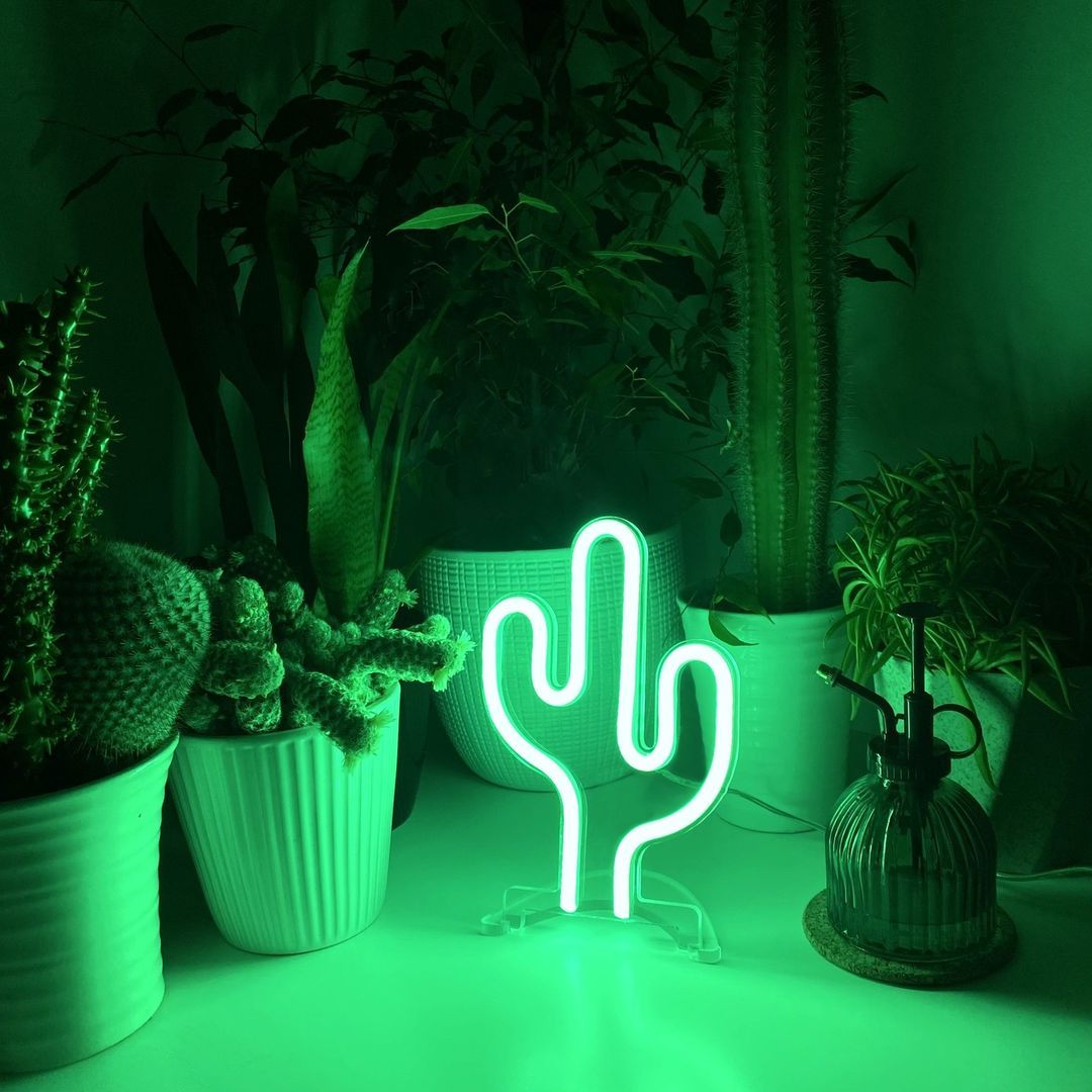 Cactus Neon Sign