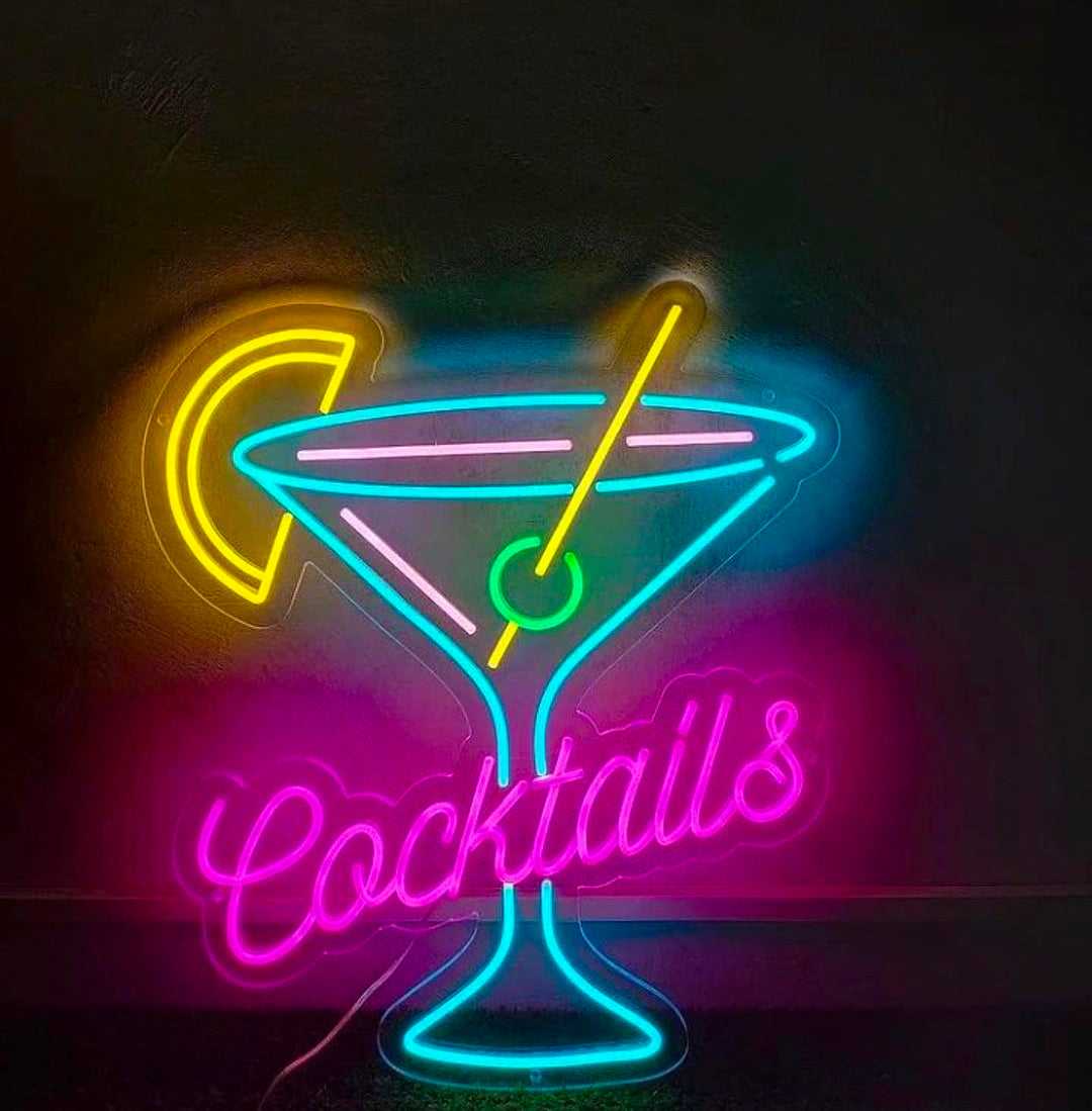 Cocktails Bar Neon Sign
