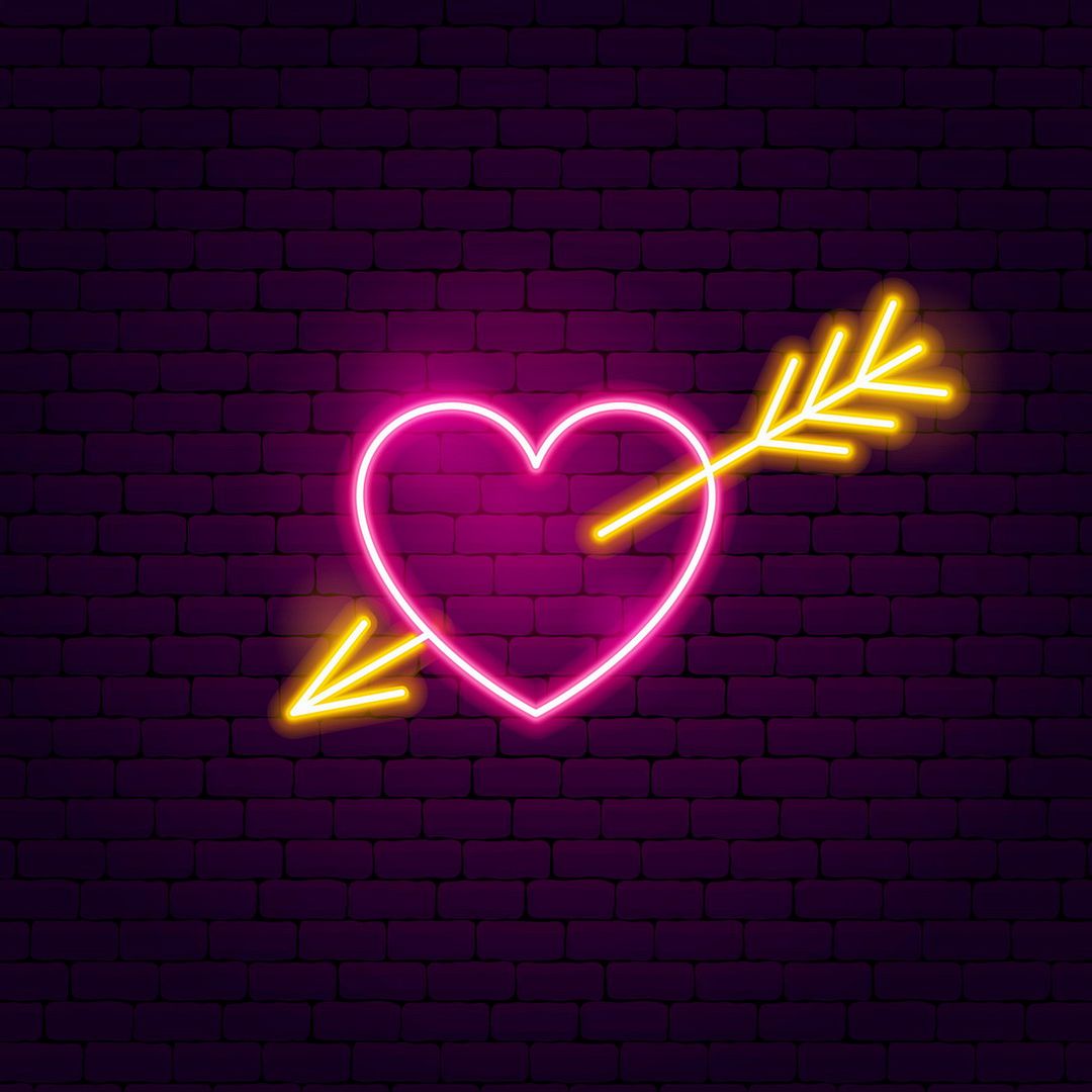 Fall in Love Heart with Arrow Neon Sign